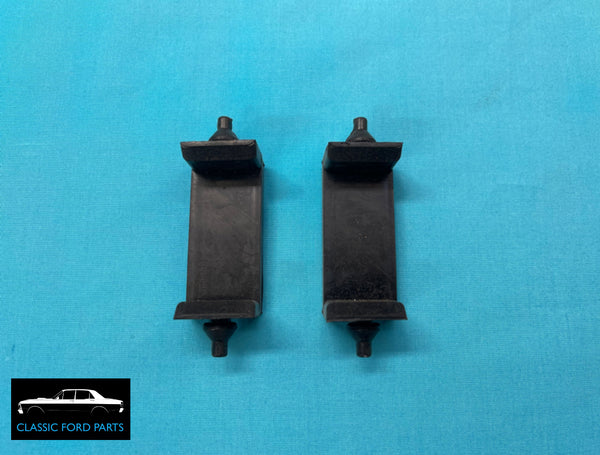 UPPER RADIATOR MOUNT RUBBERS FAIRMONT FALCON XW XY GT GTHO GS 351
