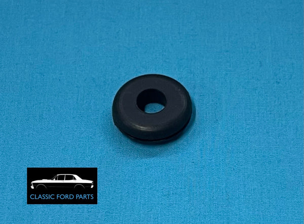 FUEL LINE GROMMET V8 SUIT 3/8 LINE FALCON GT GTHO GS XR XT XW XY XA