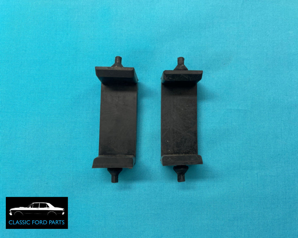 LOWER RADIATOR MOUNT RUBBERS FAIRMONT FALCON XW XY GT GTHO GS 351 ...
